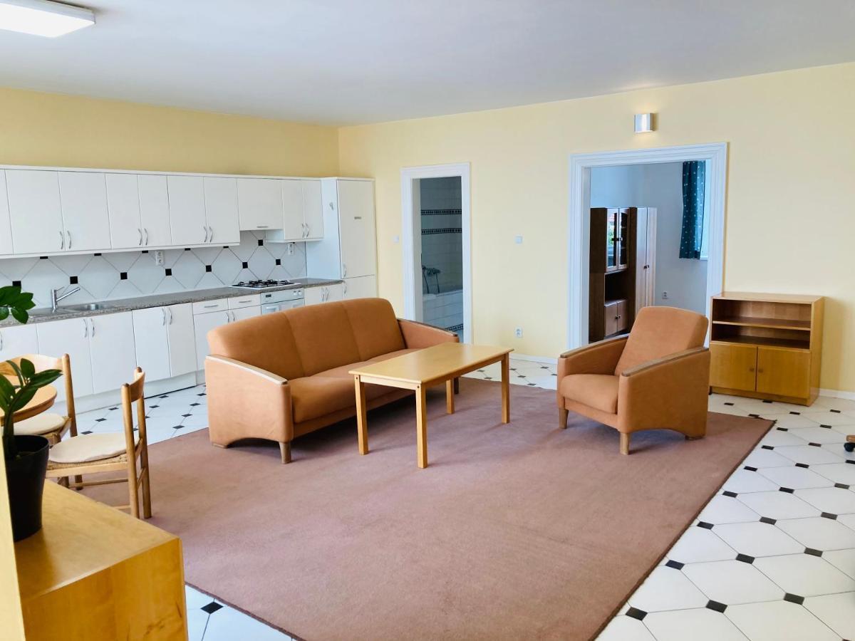 Hotel U Rytire Melnik Luaran gambar
