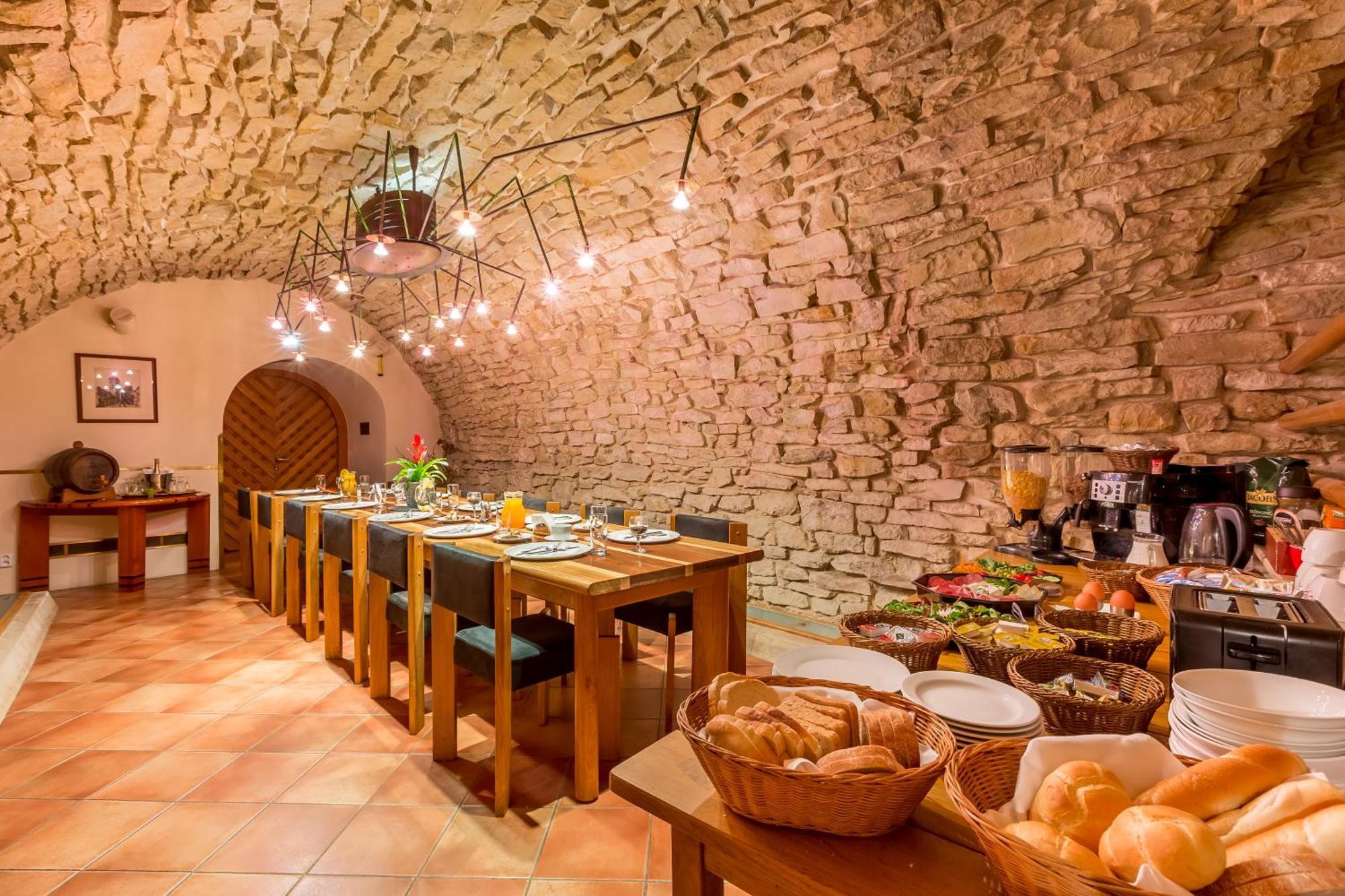 Hotel U Rytire Melnik Luaran gambar