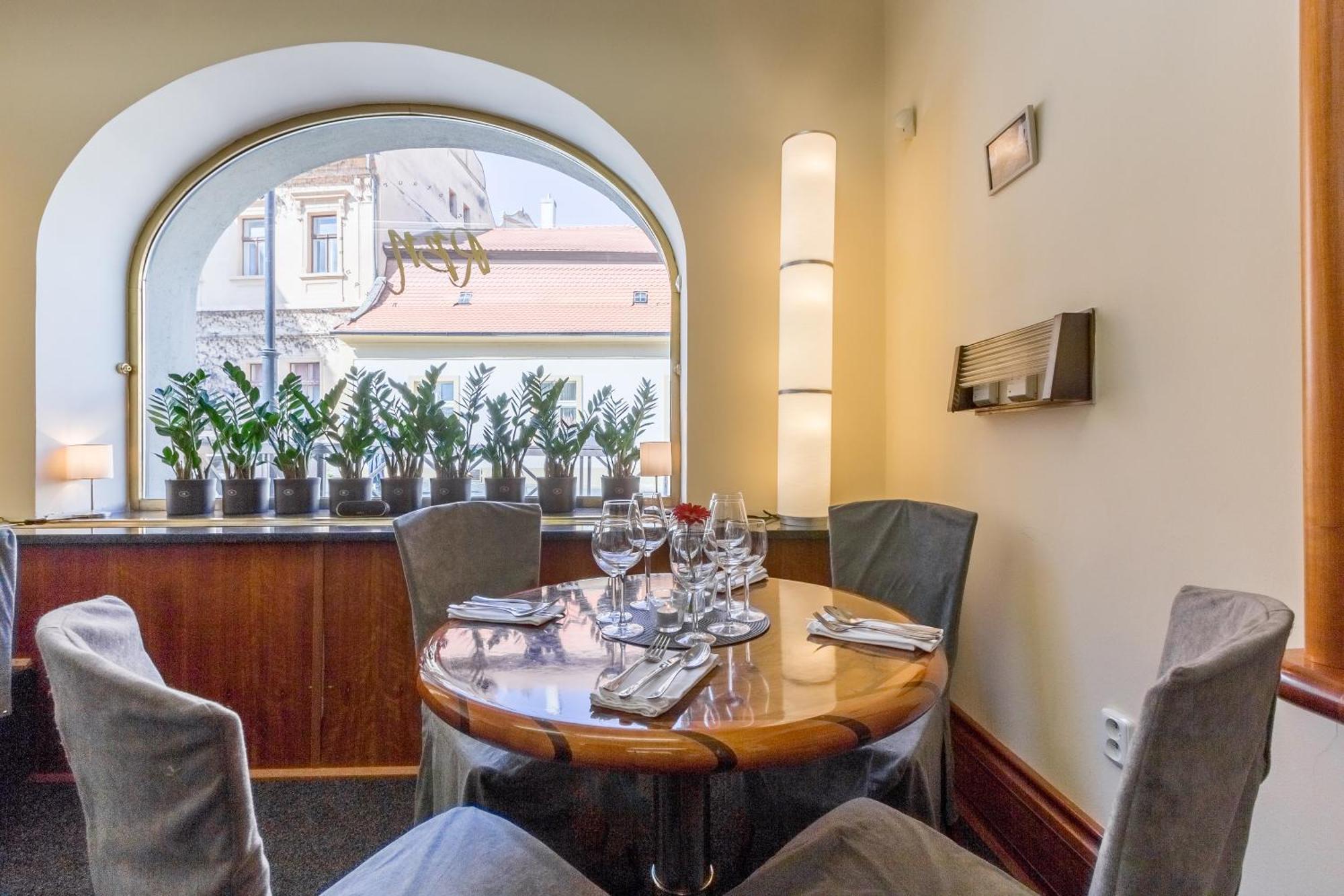Hotel U Rytire Melnik Luaran gambar