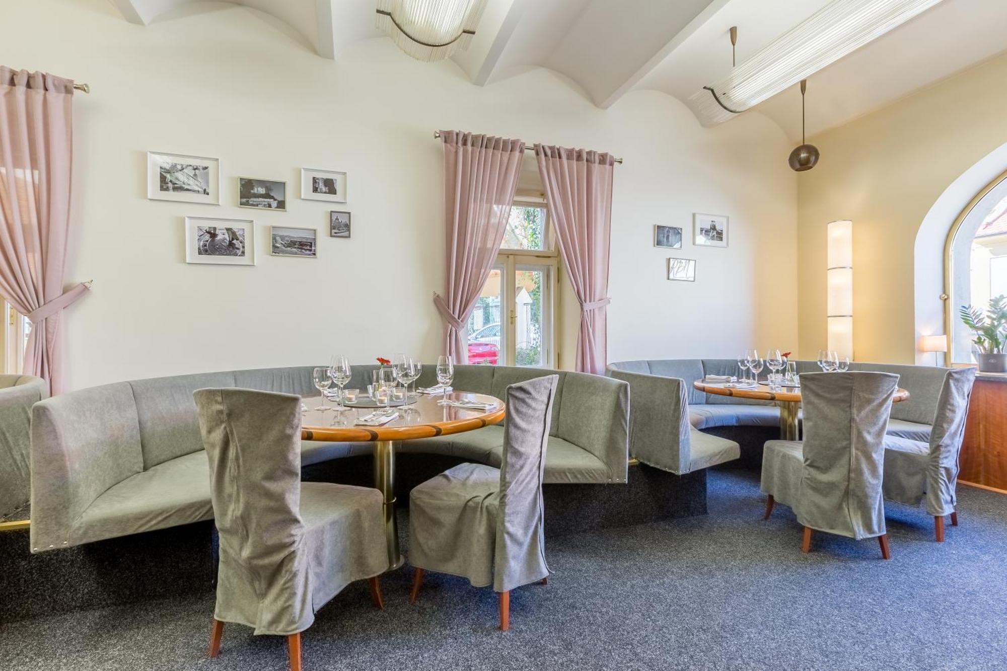 Hotel U Rytire Melnik Luaran gambar